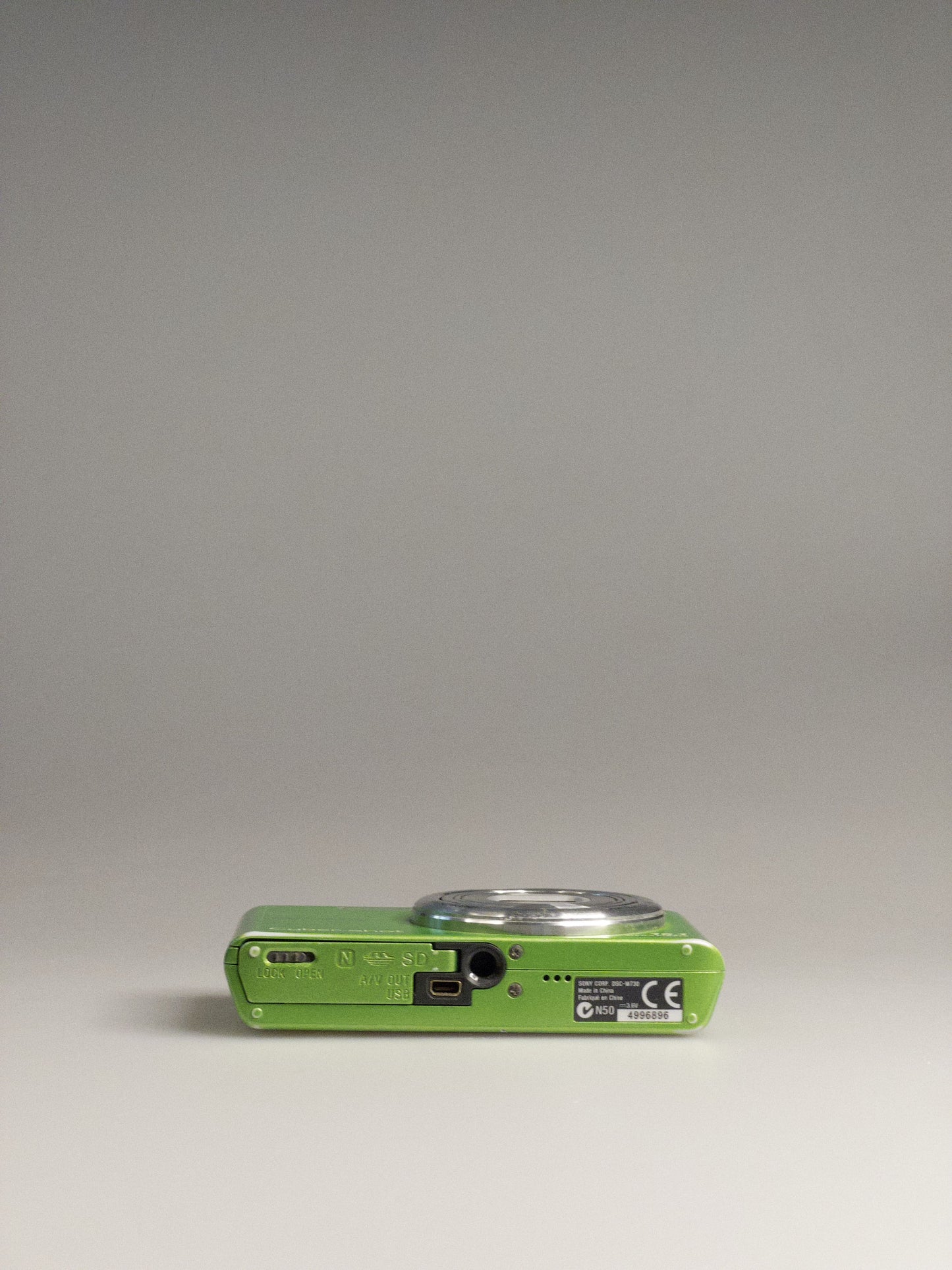 Sony Cyber-shot DSC-W730