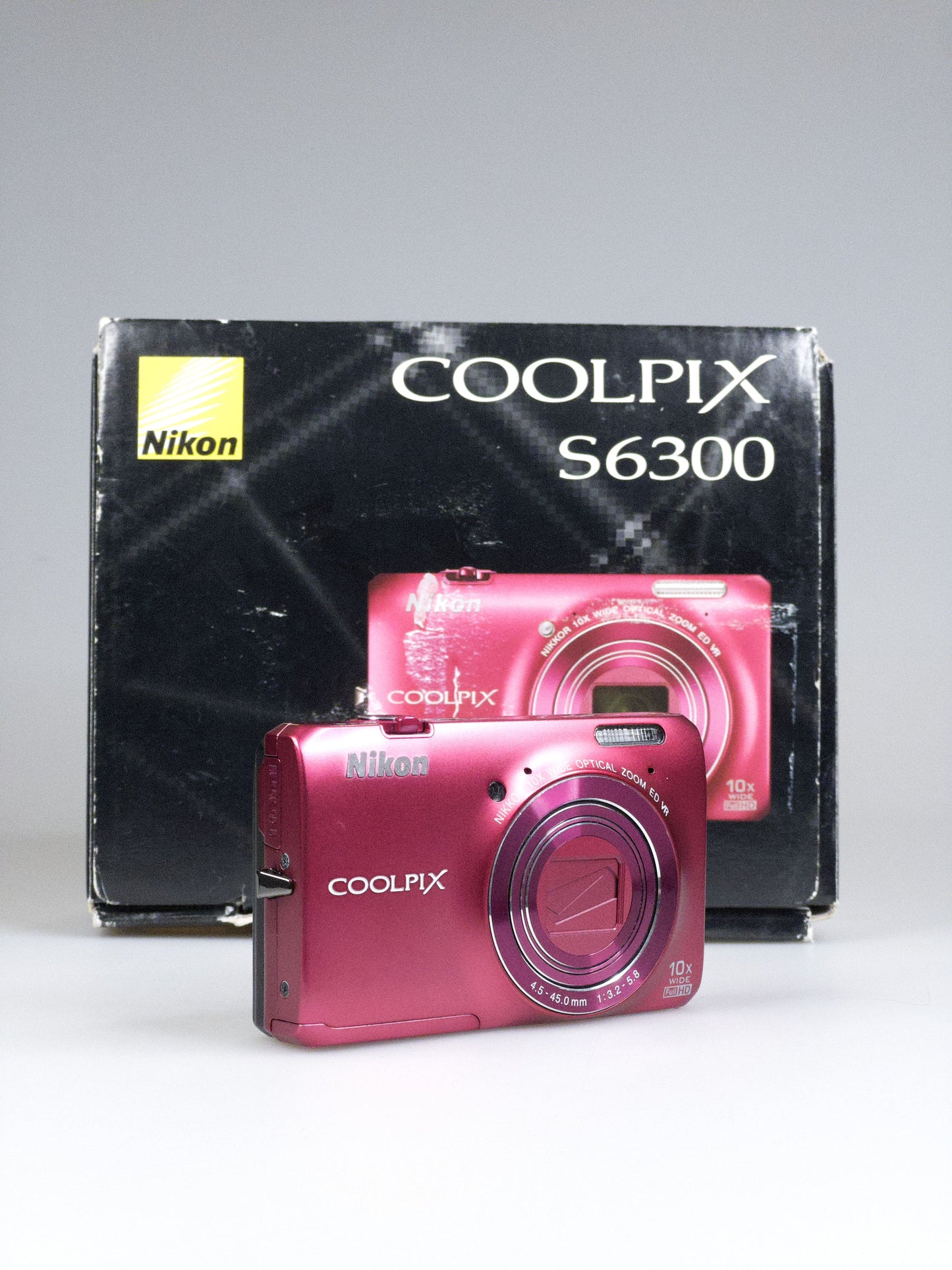 Nikon Coolpix S6300