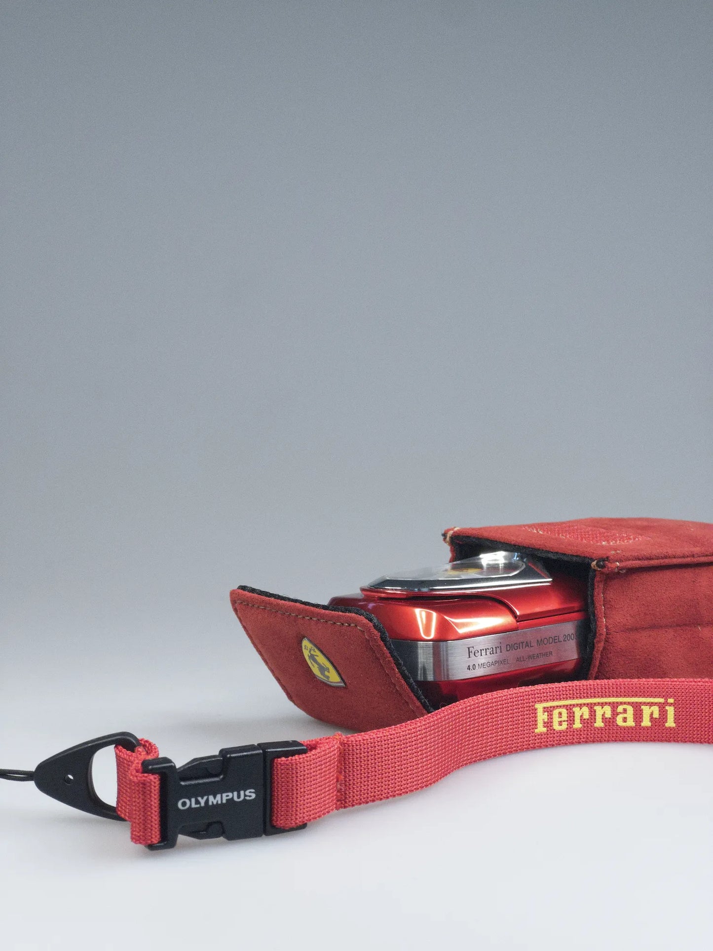 Olympus Ferrari DIGITAL MODEL 2003