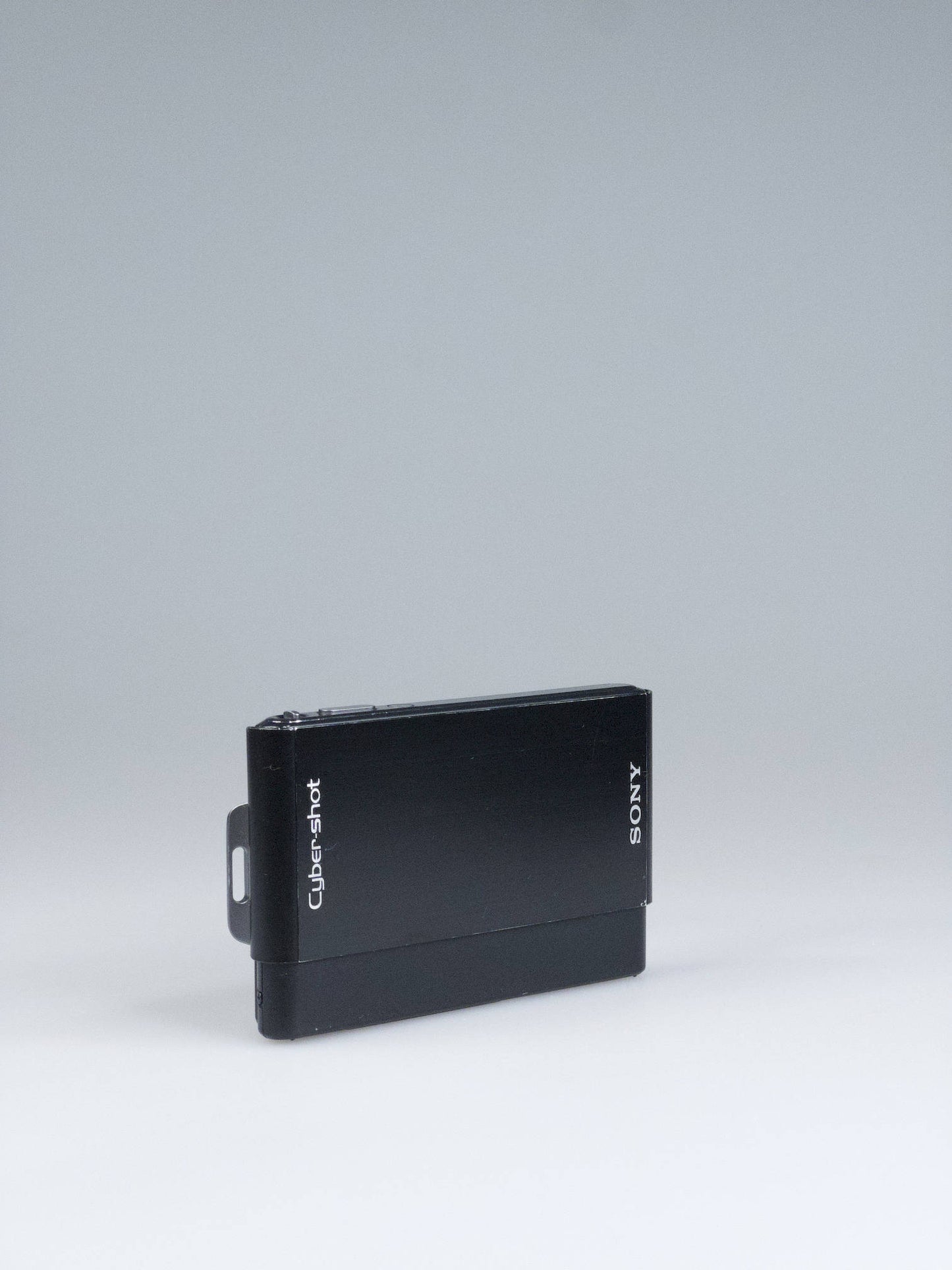 Sony Cyber-shot DSC-T77