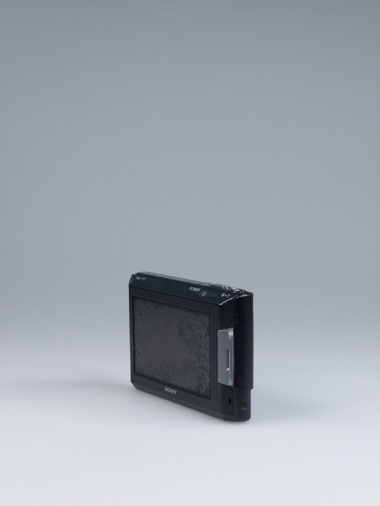 Sony Cyber-shot DSC-T77
