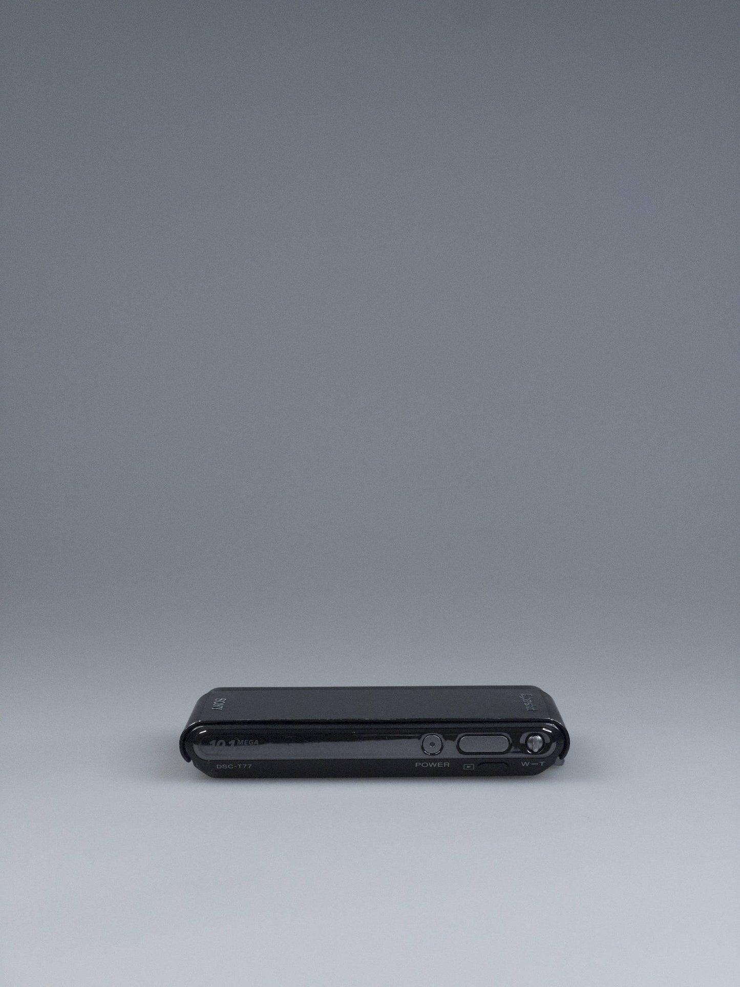 Sony Cyber-shot DSC-T77