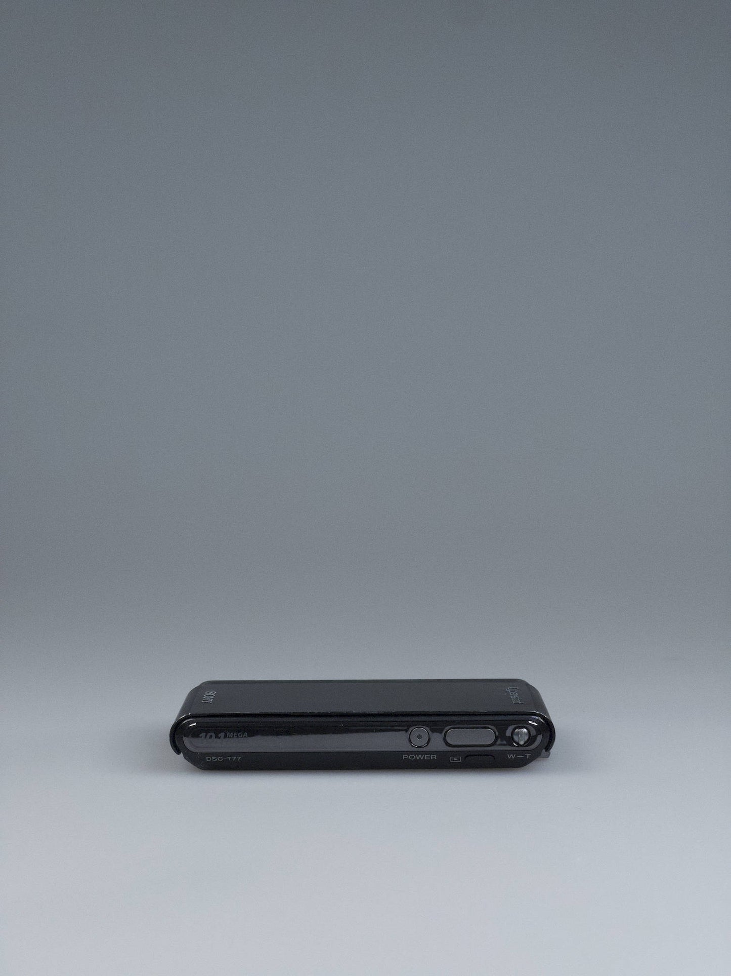Sony Cyber-shot DSC-T77