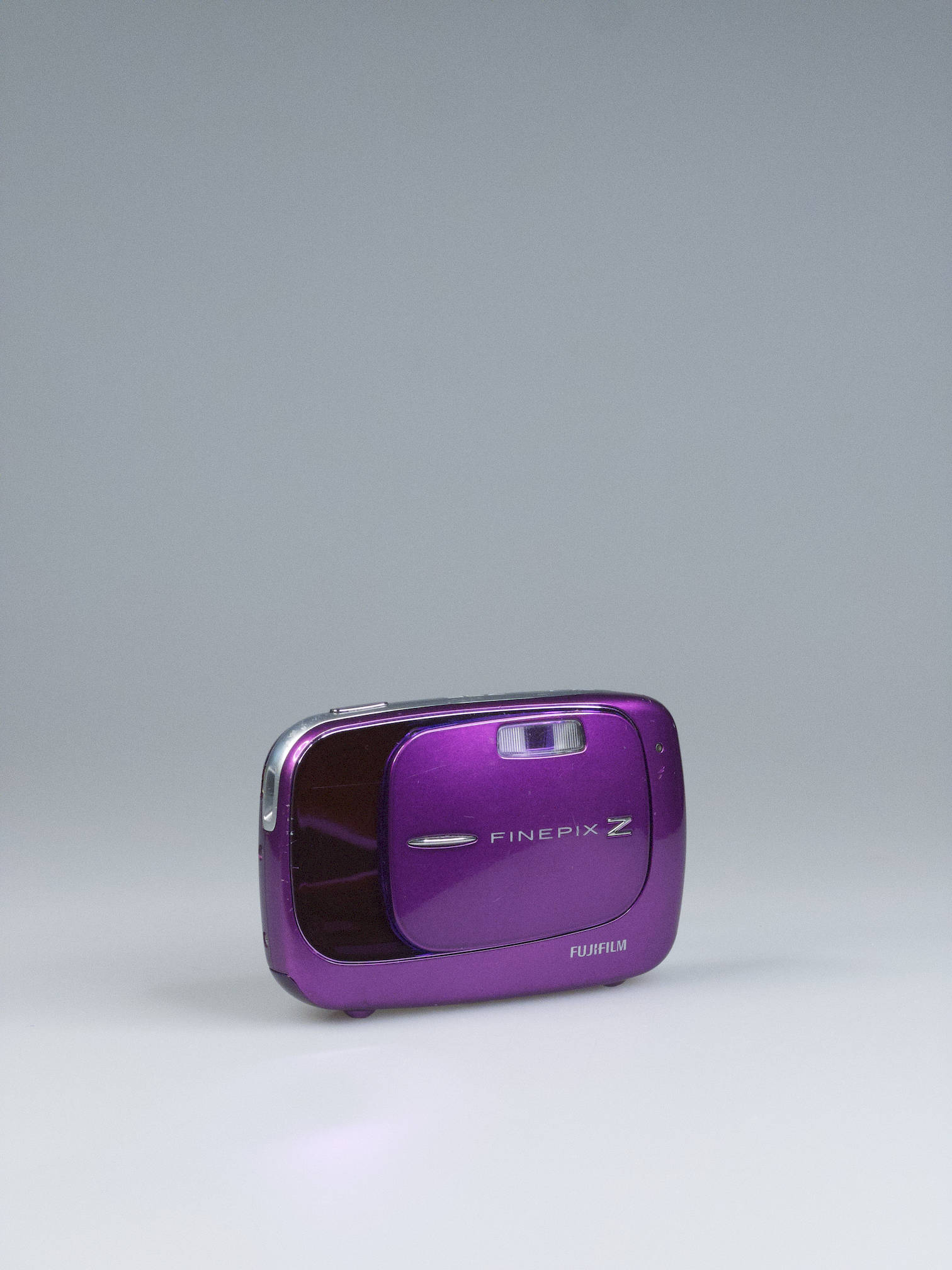 Fujifilm FinePix Z35 00s Digicam | Purple 10MP CCD – Bling Inc.