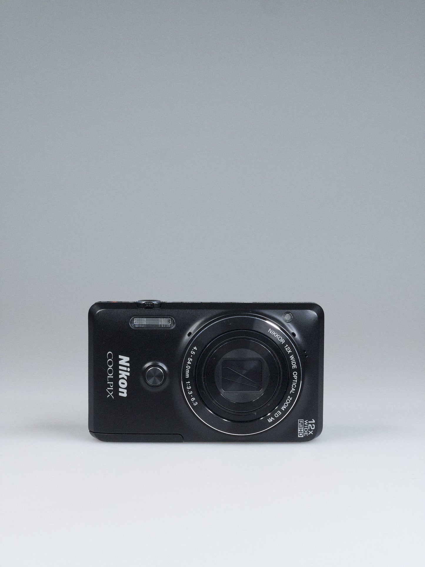 Nikon Coolpix S6900