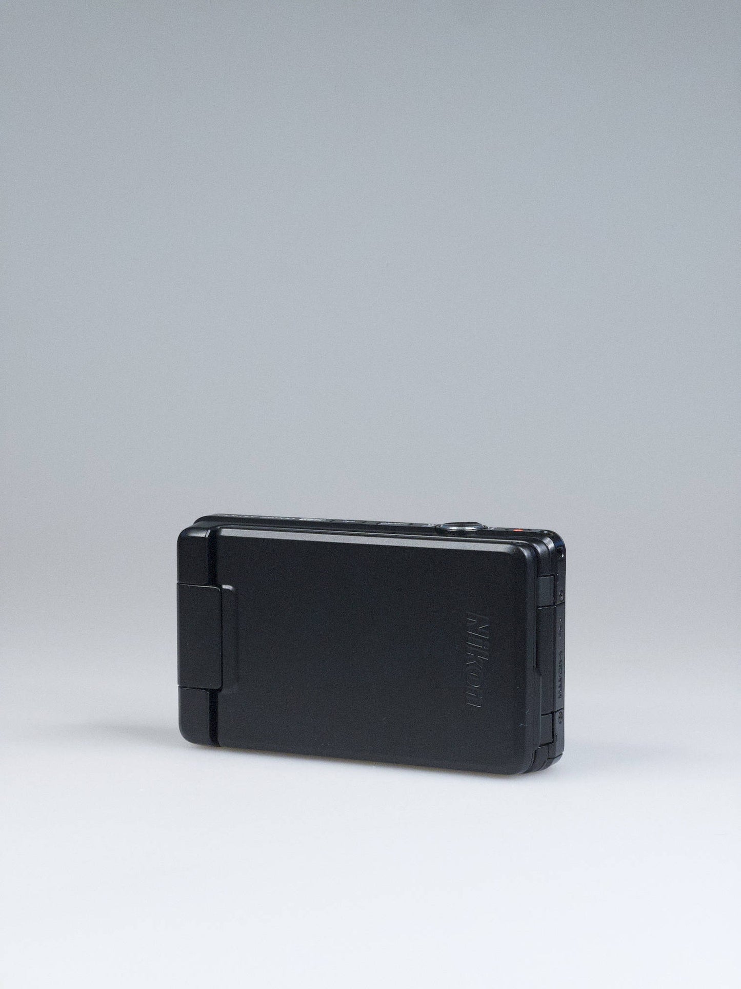 Nikon Coolpix S6900
