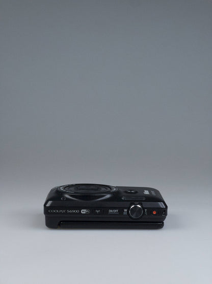 Nikon Coolpix S6900