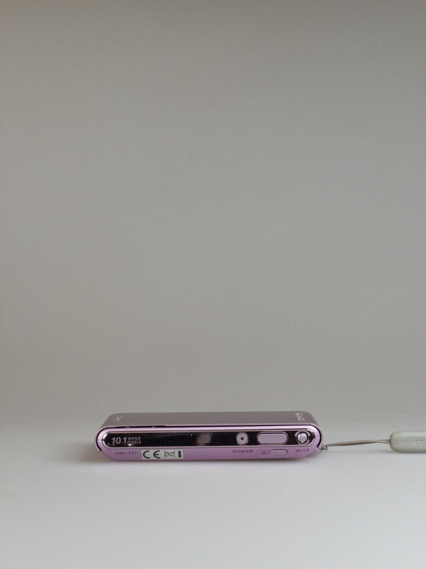 Sony Cyber-shot DSC-T77