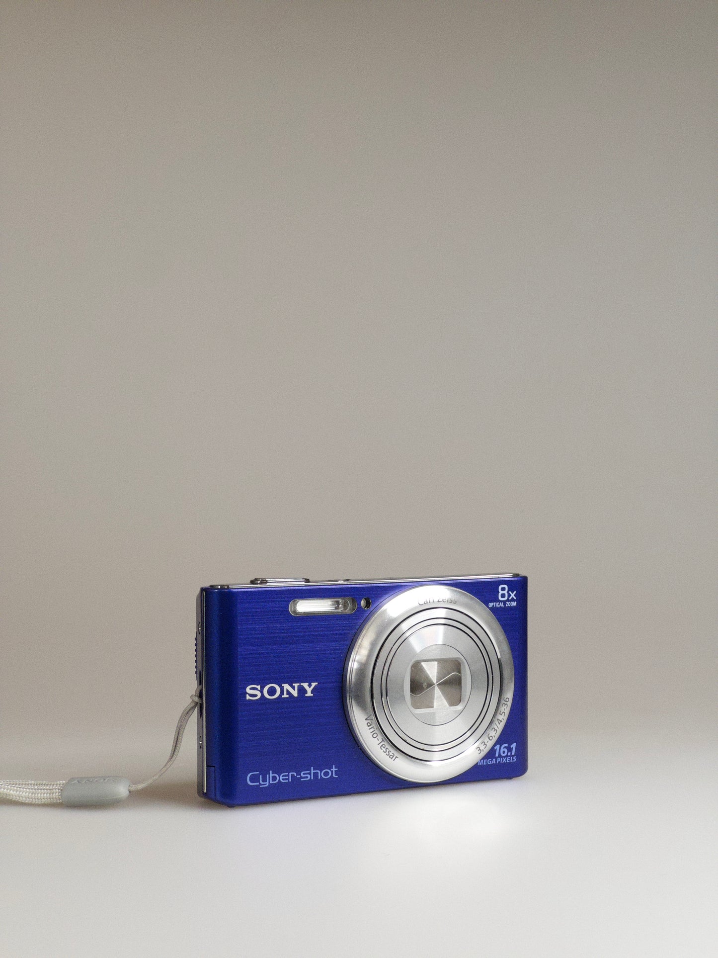 Sony Cyber-shot DSC-W730