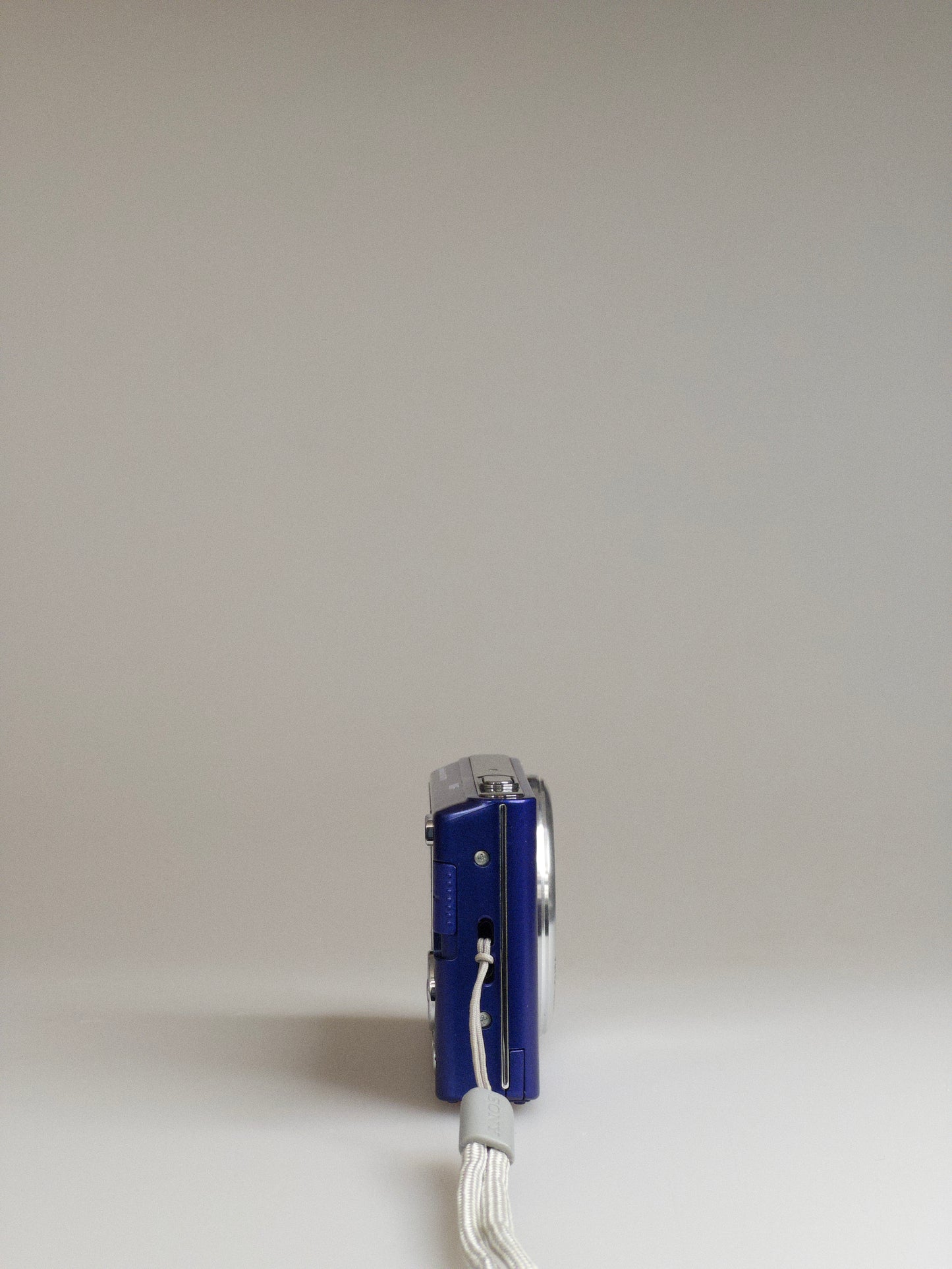 Sony Cyber-shot DSC-W730