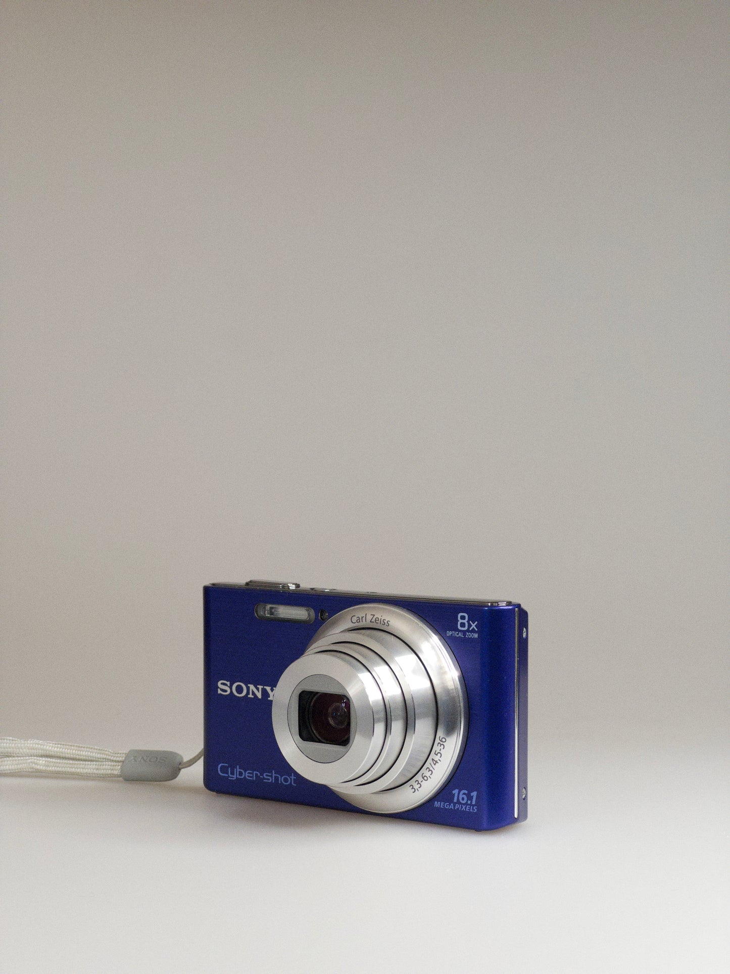 Sony Cyber-shot DSC-W730