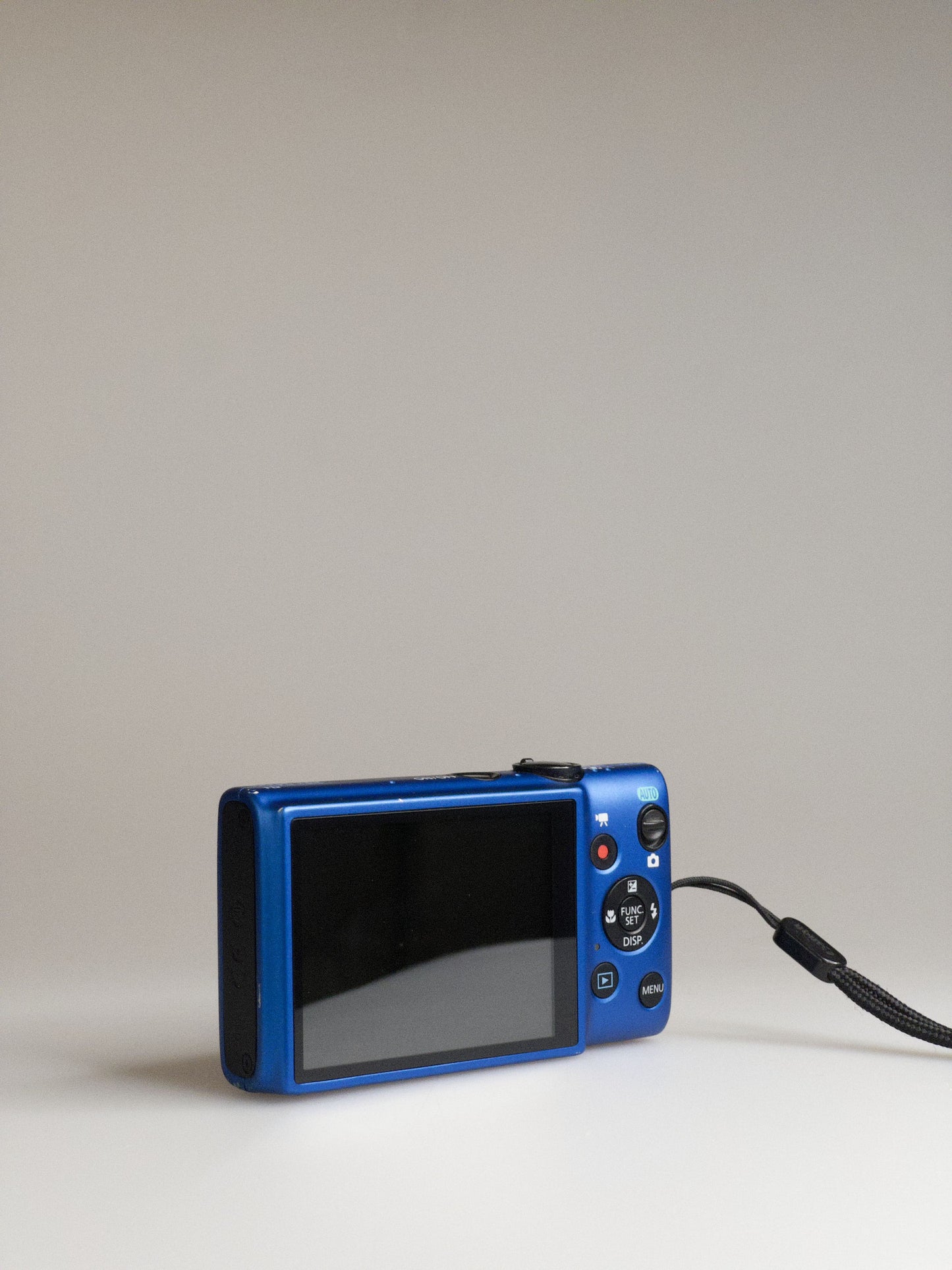 Canon IXUS 132 | PowerShot ELPH 115 IS | IXY 90F