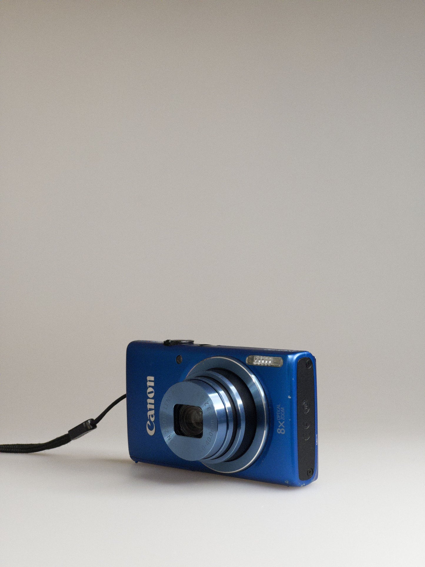 Canon IXUS 132 | PowerShot ELPH 115 IS | IXY 90F