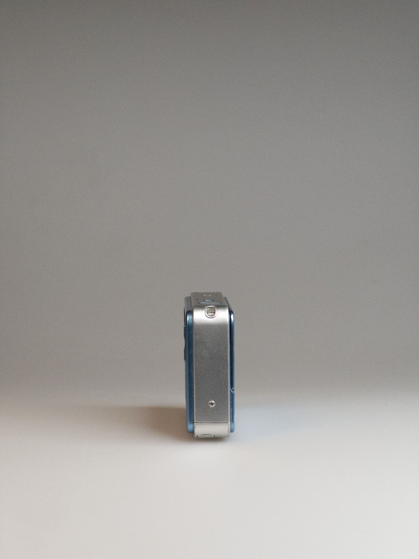 Sony Cyber-shot DSC-T2