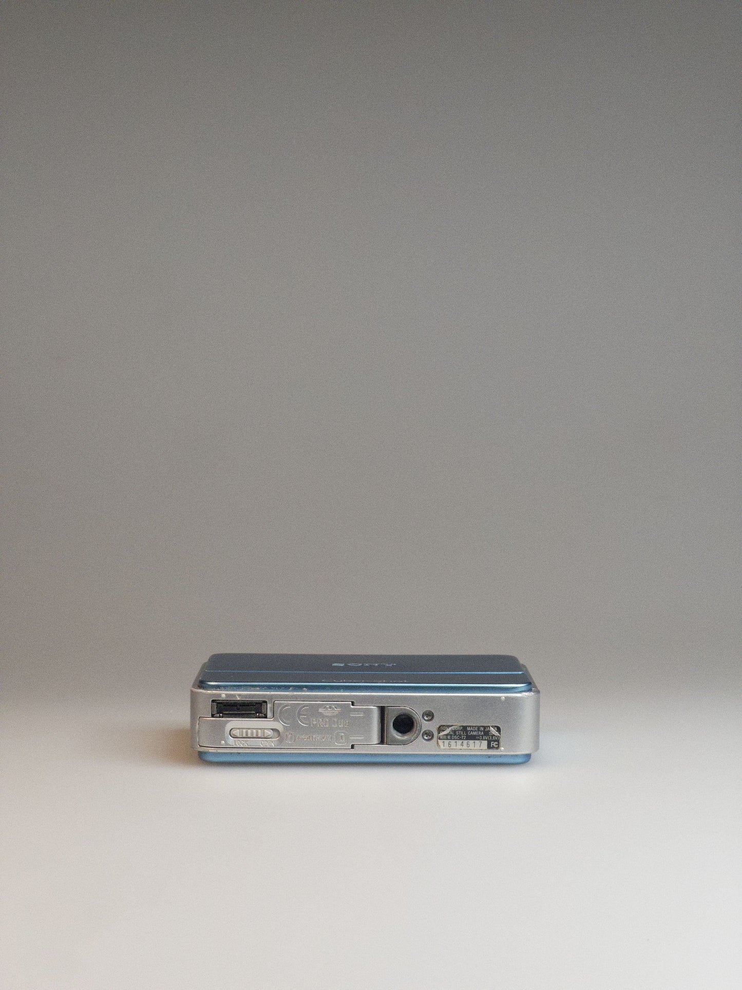 Sony Cyber-shot DSC-T2