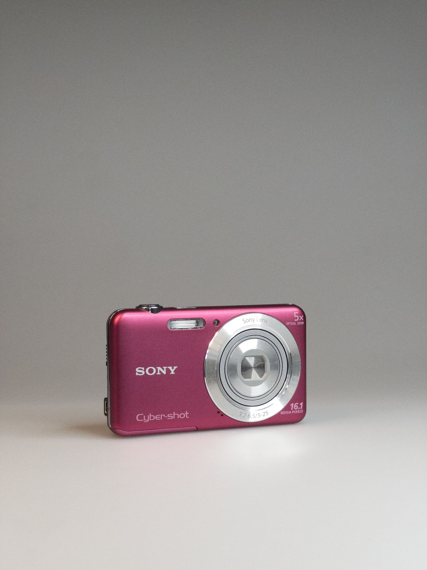 Sony Cyber-shot DSC-W710