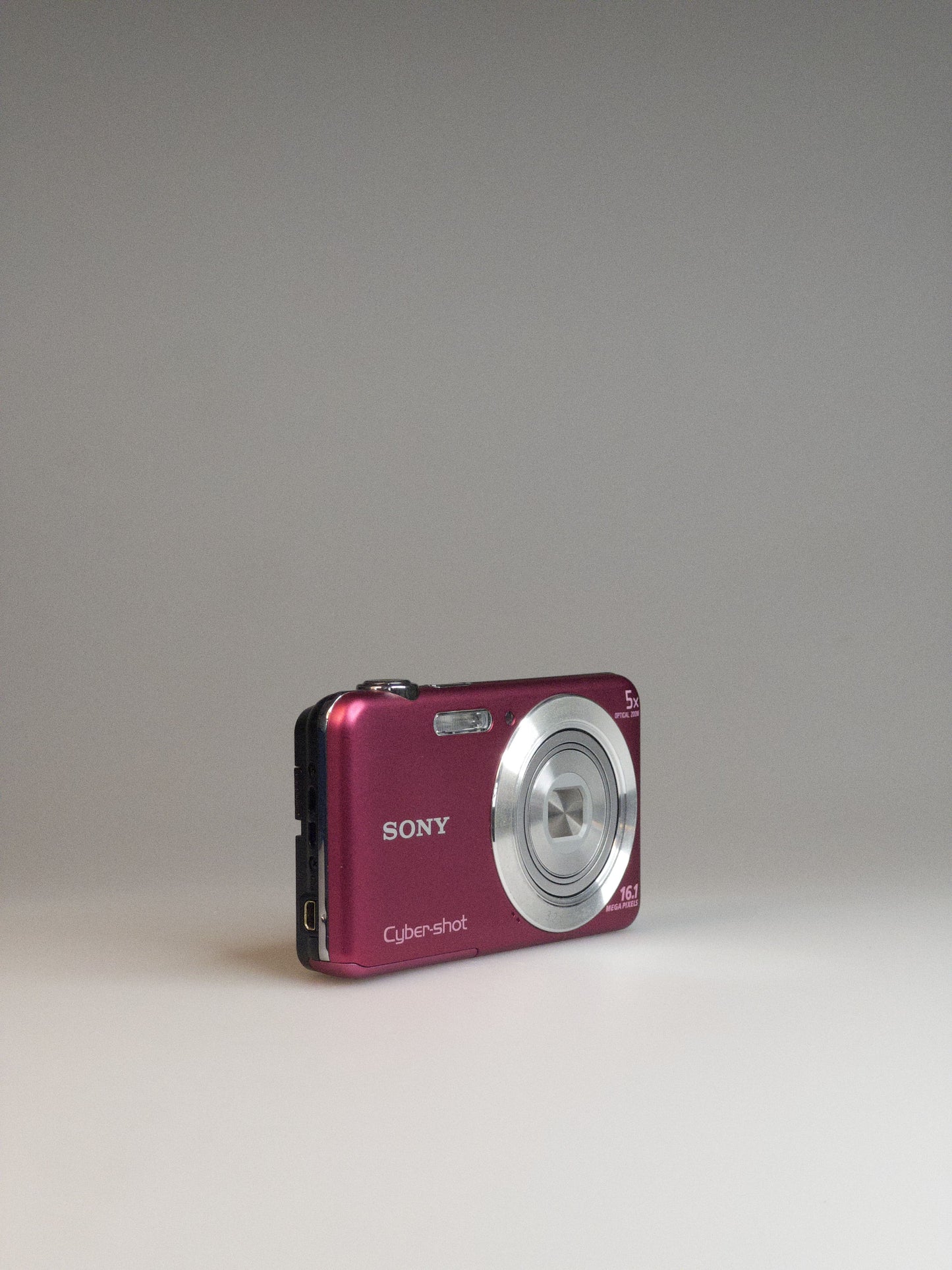 Sony Cyber-shot DSC-W710