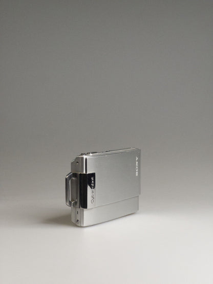 Sony Cyber-shot DSC-T200