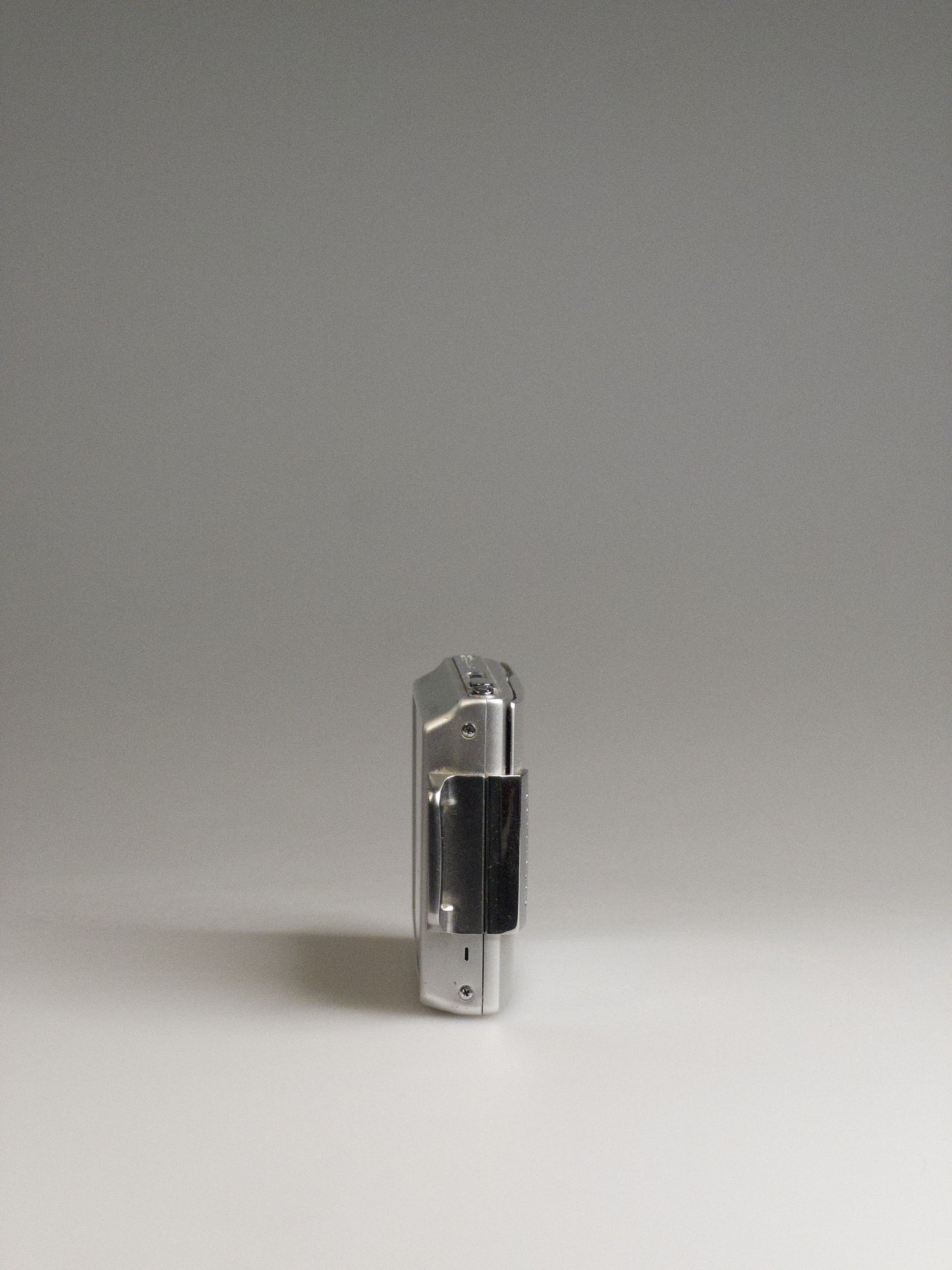 Sony Cyber-shot DSC-T200