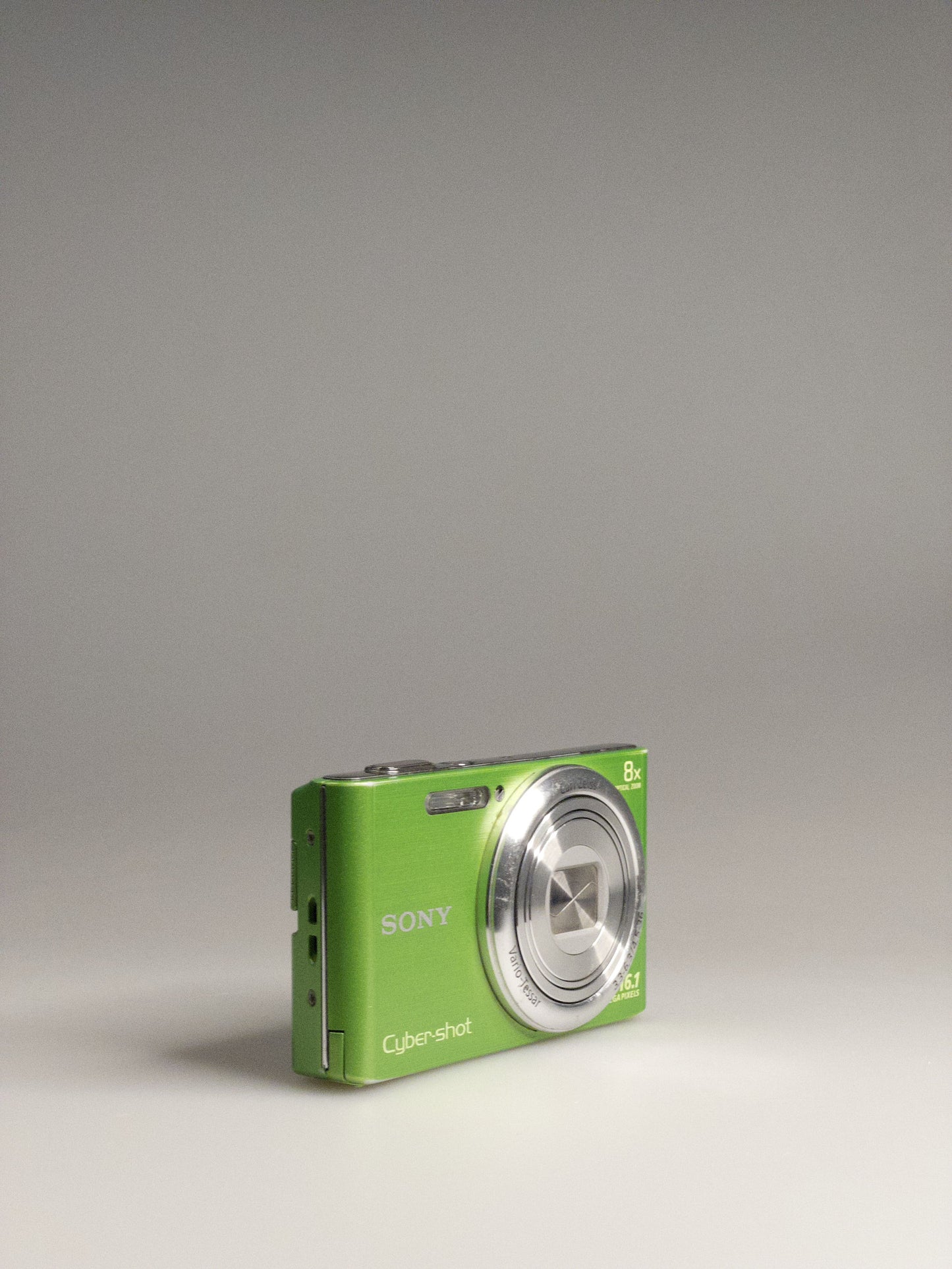 Sony Cyber-shot DSC-W730