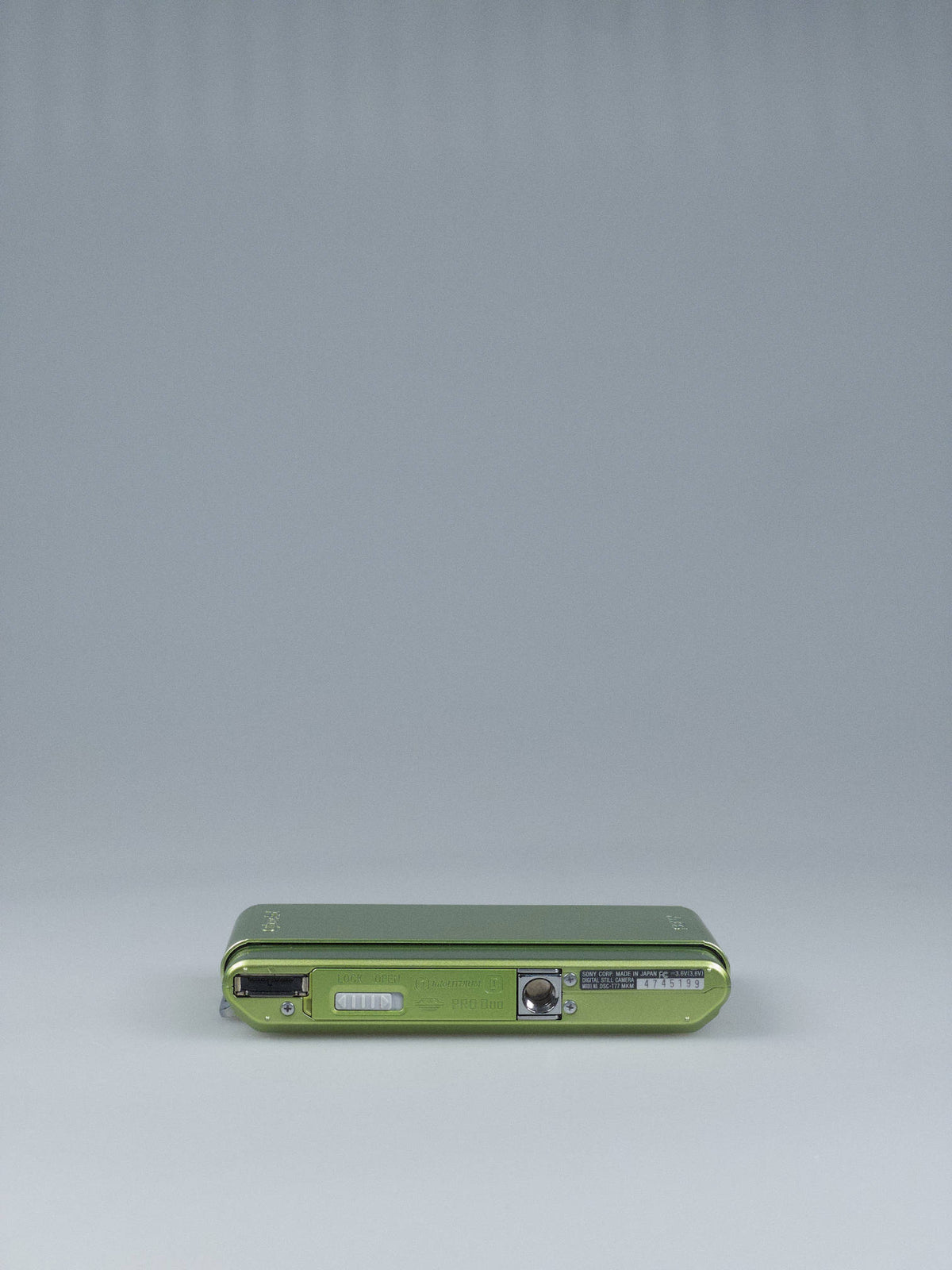 Sony Cyber-shot DSC-T77