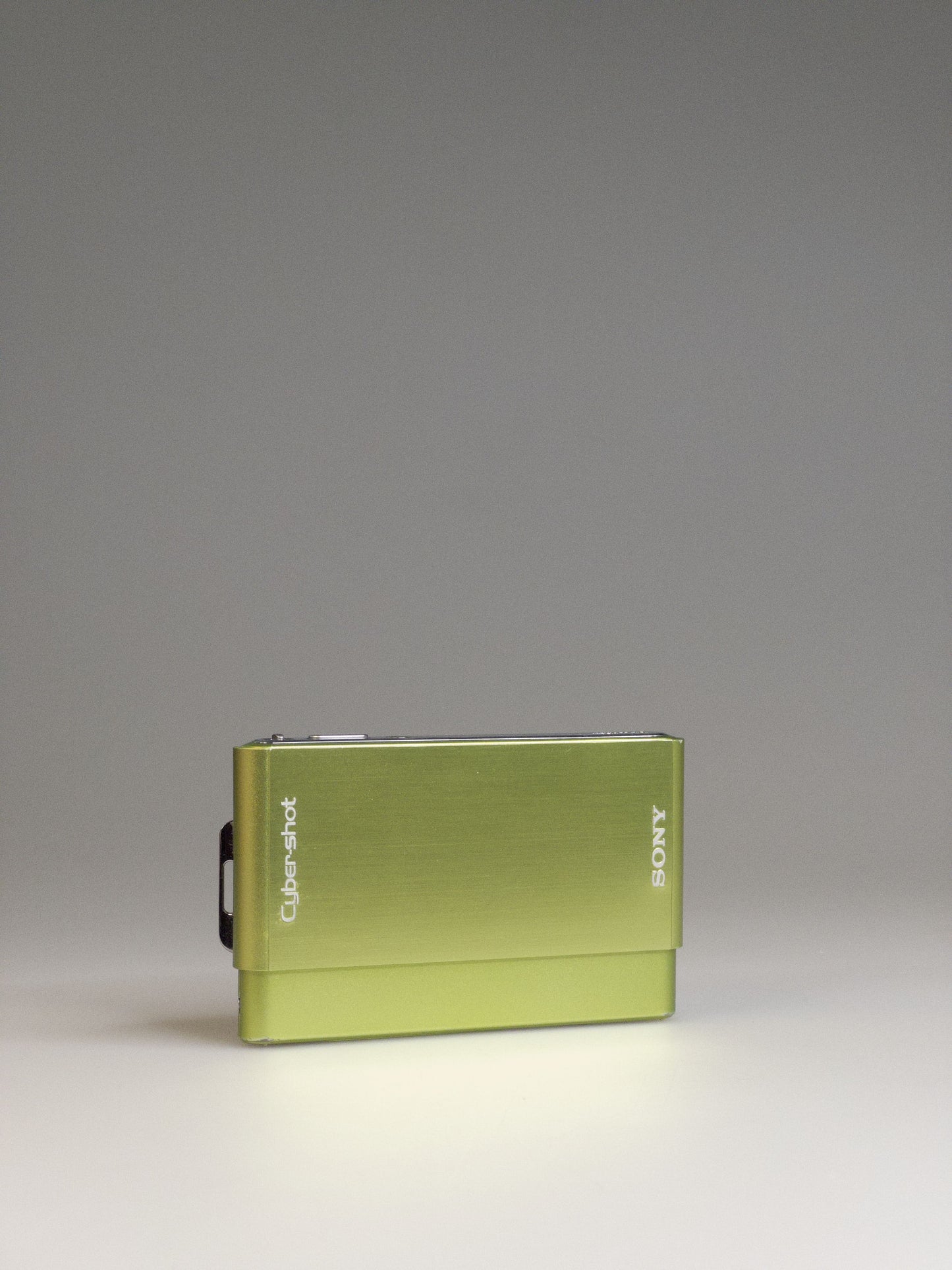 Sony Cyber-shot DSC-T77