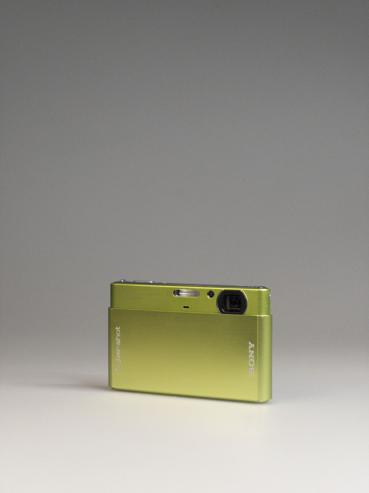 Sony Cyber-shot DSC-T77