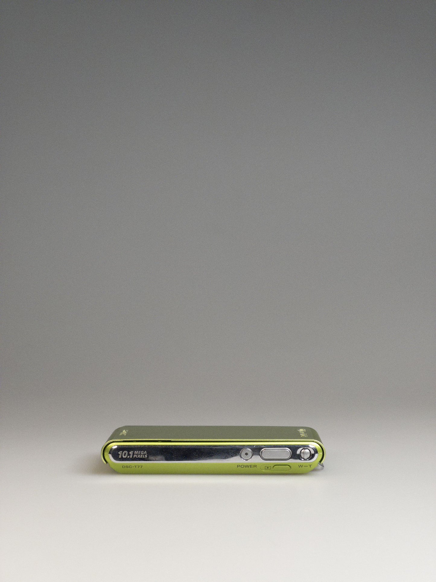 Sony Cyber-shot DSC-T77