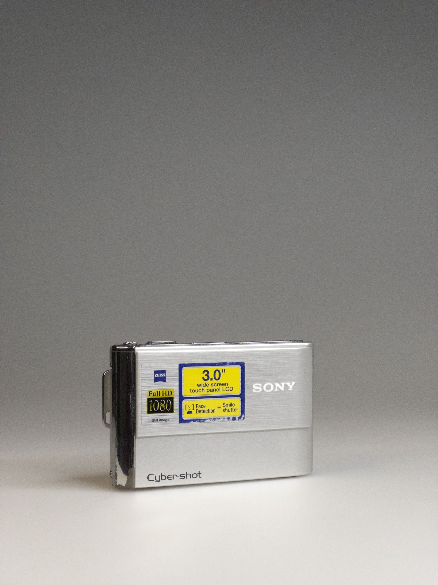 Sony Cyber-shot DSC-T70