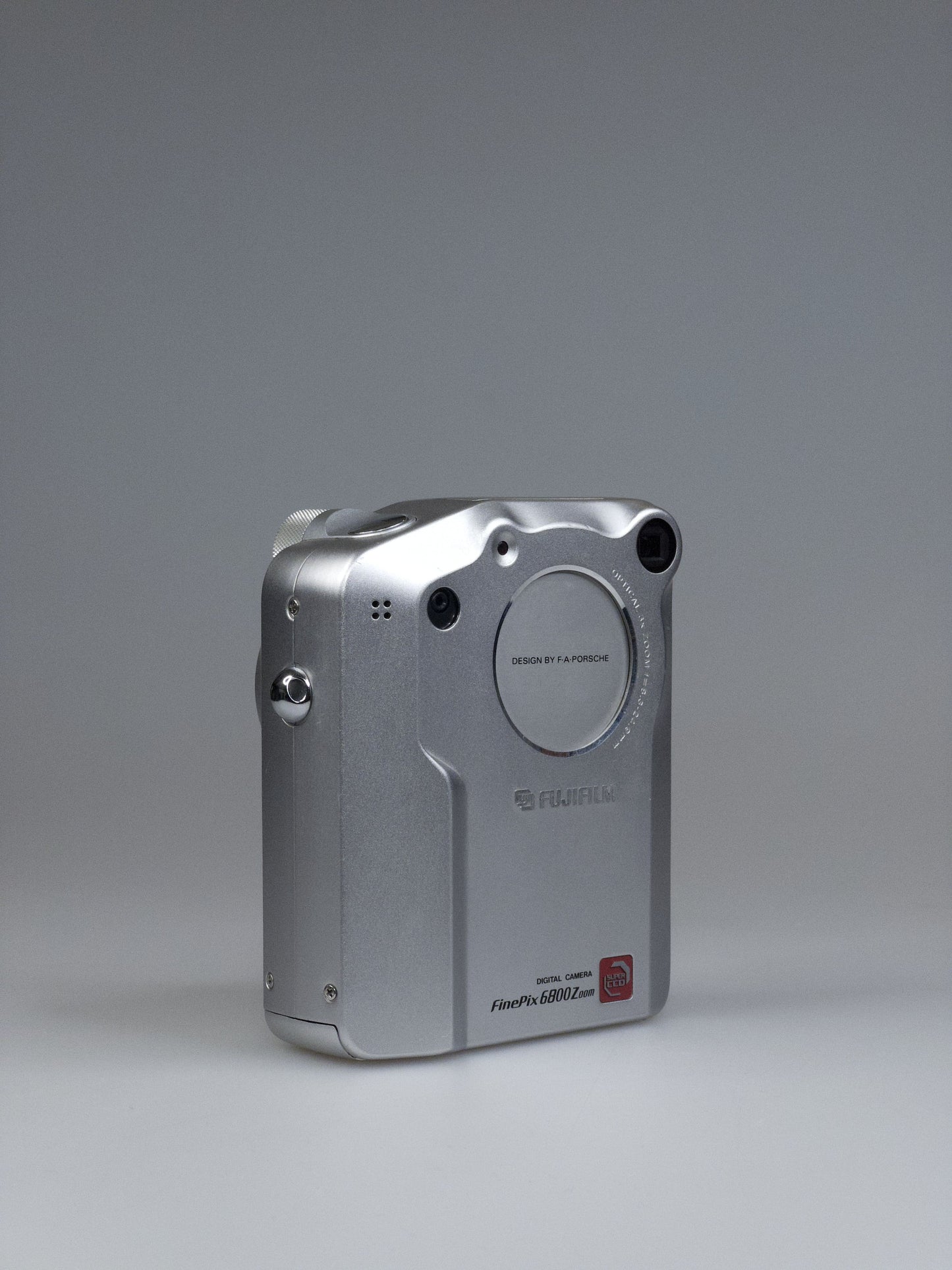 Fujifilm FinePix 6800 Zoom