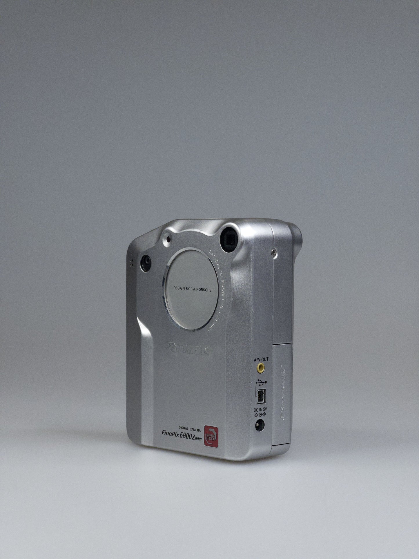 Fujifilm FinePix 6800 Zoom