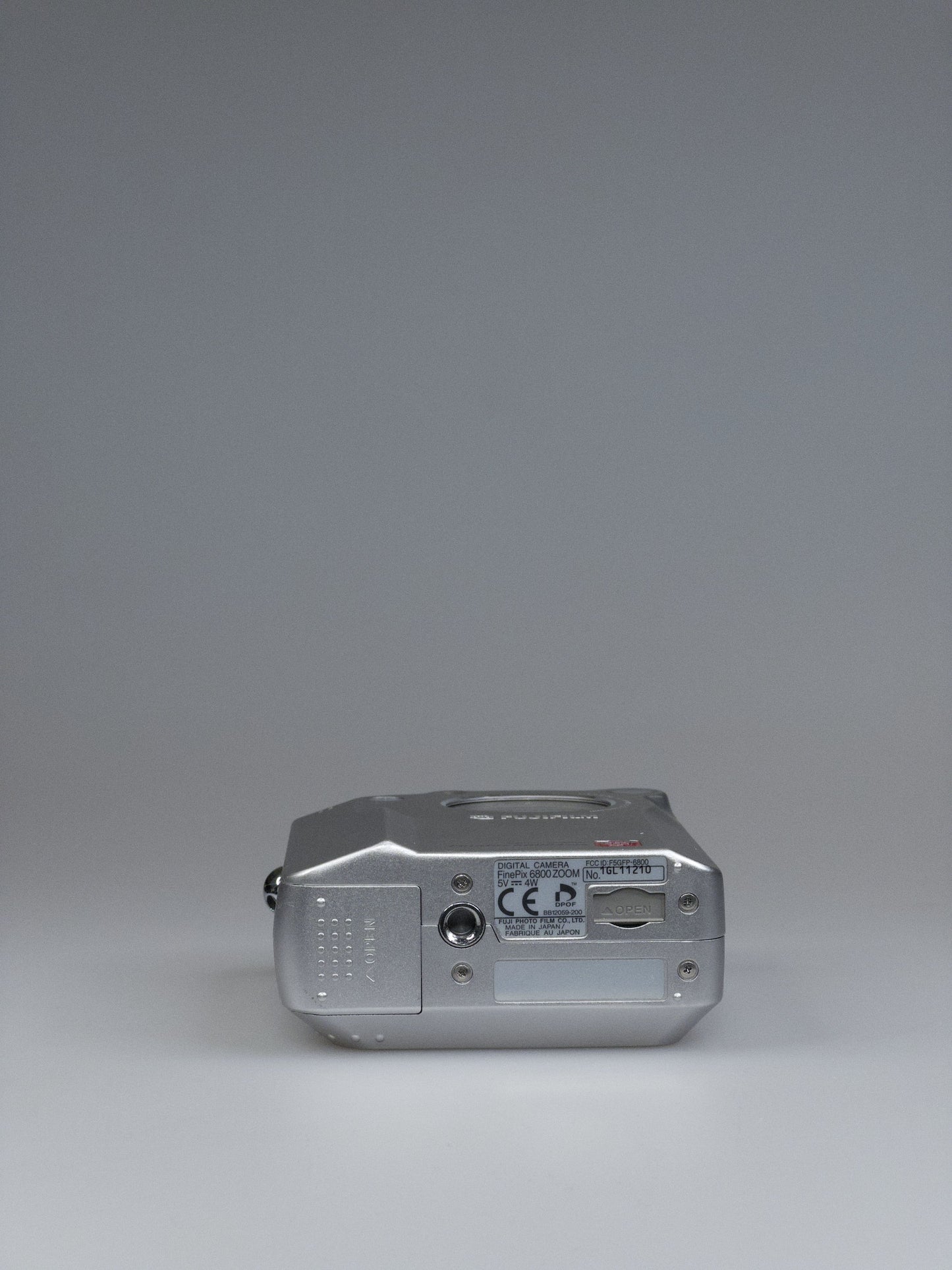 Fujifilm FinePix 6800 Zoom