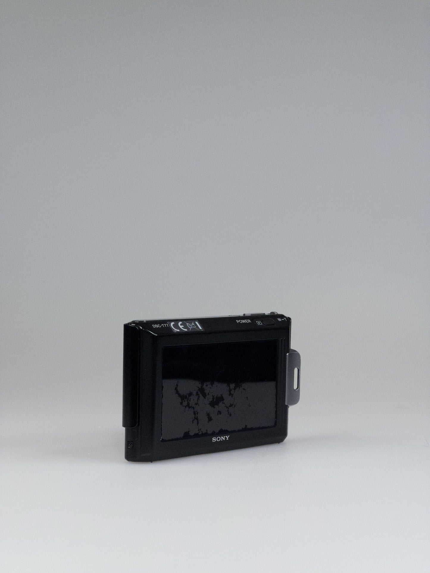 Sony Cyber-shot DSC-T77