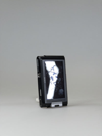 Sony Cyber-shot DSC-T77