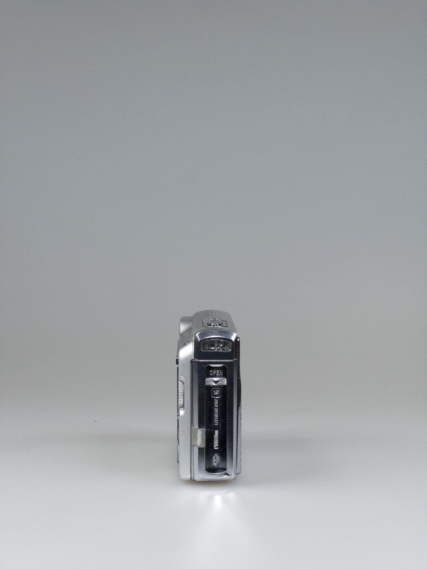 Sony Cyber-shot DSC-W80