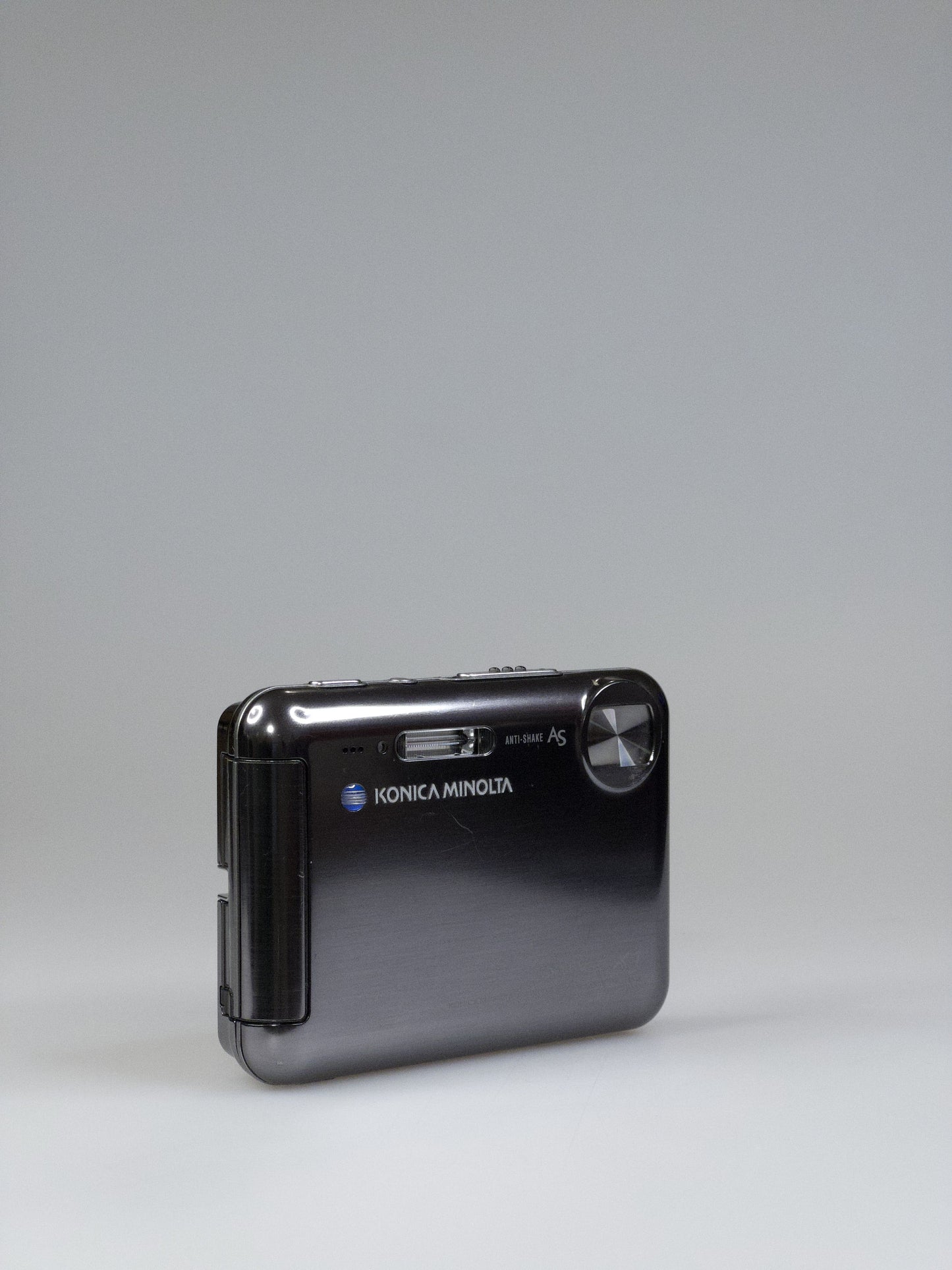 Konica Minolta DiMAGE X1