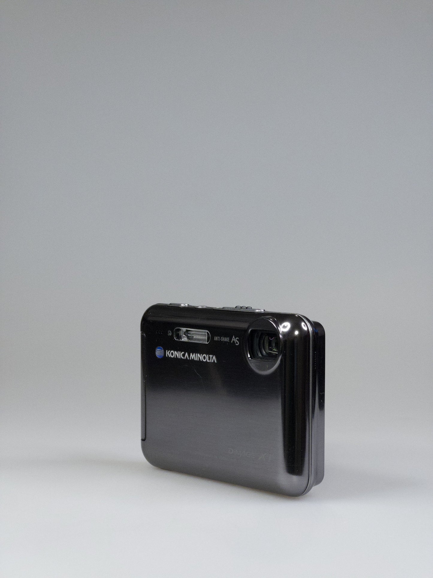 Konica Minolta DiMAGE X1