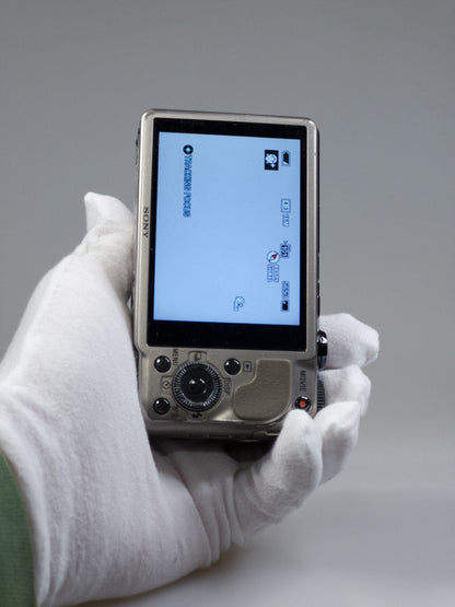 Sony Cyber-shot DSC-HX9V