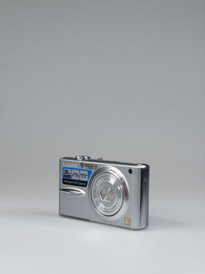 Panasonic Lumix DMC-FX30