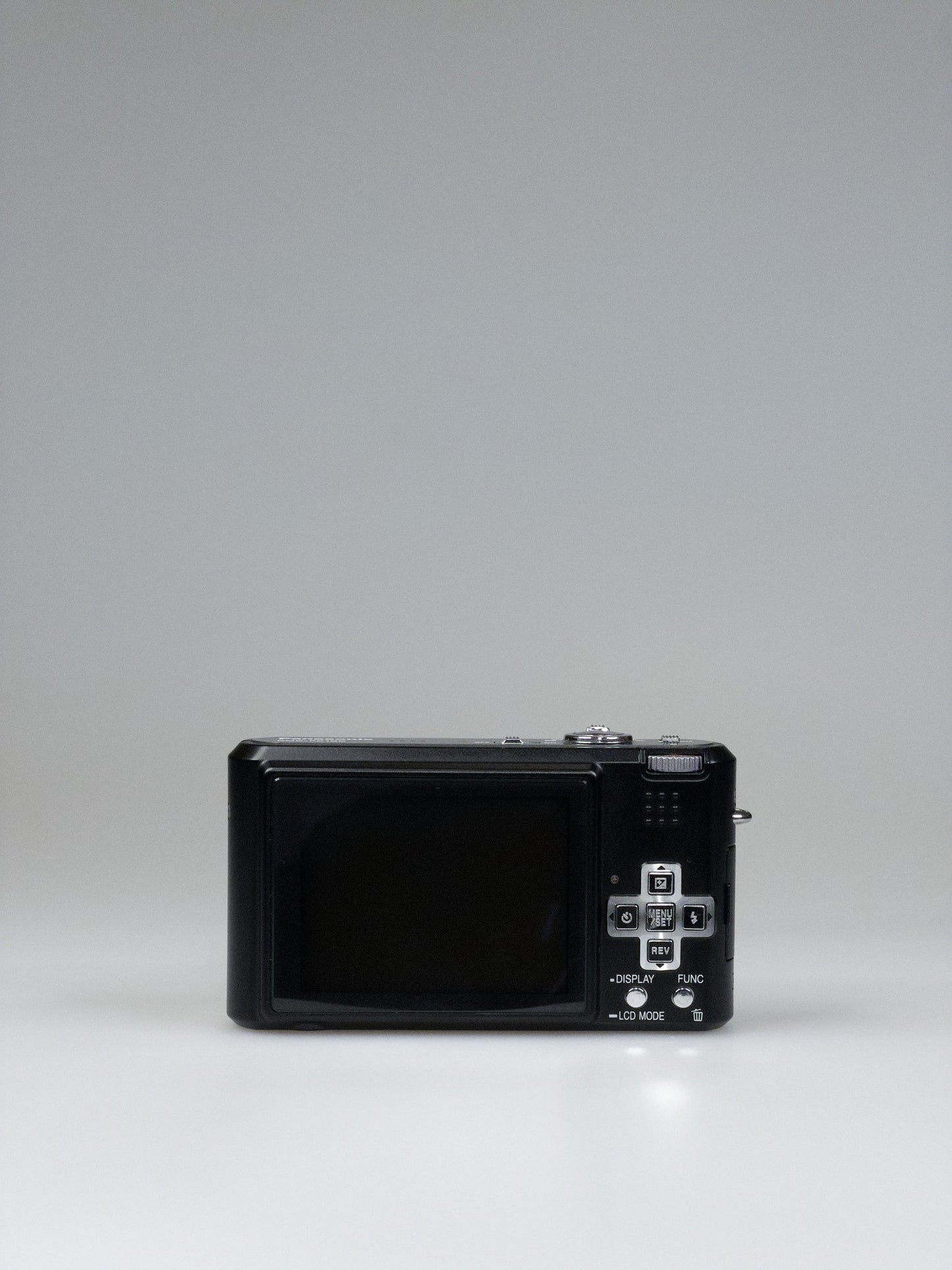 Panasonic Lumix DMC-FX100