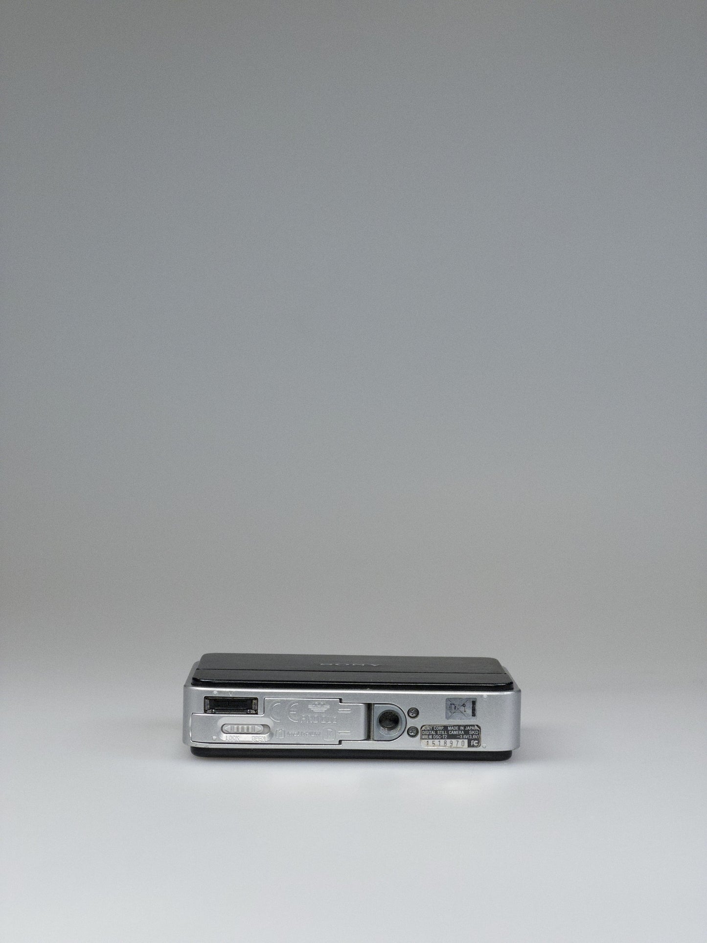 Sony Cyber-shot DSC-T2