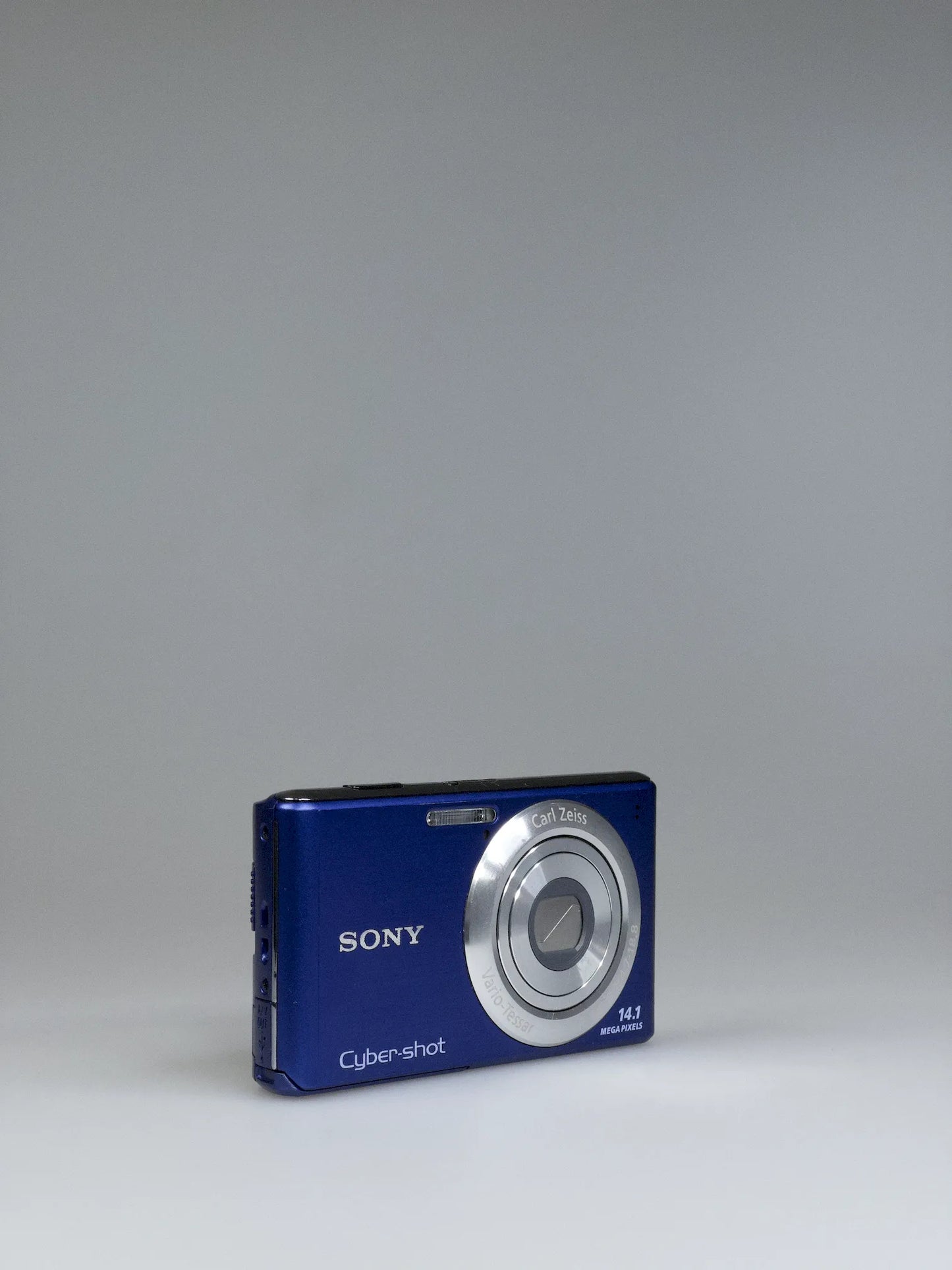 Sony Cyber-shot DSC-W530