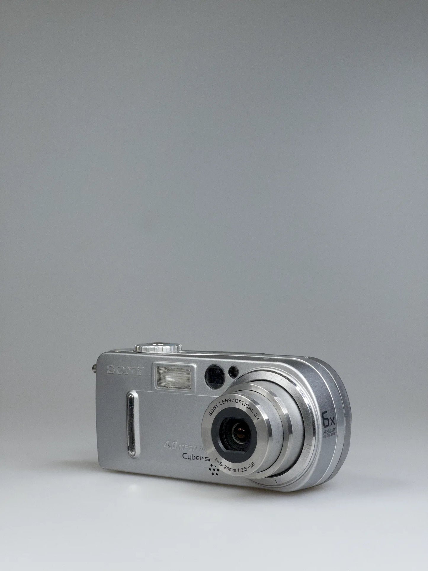 Sony Cyber-shot DSC-P9