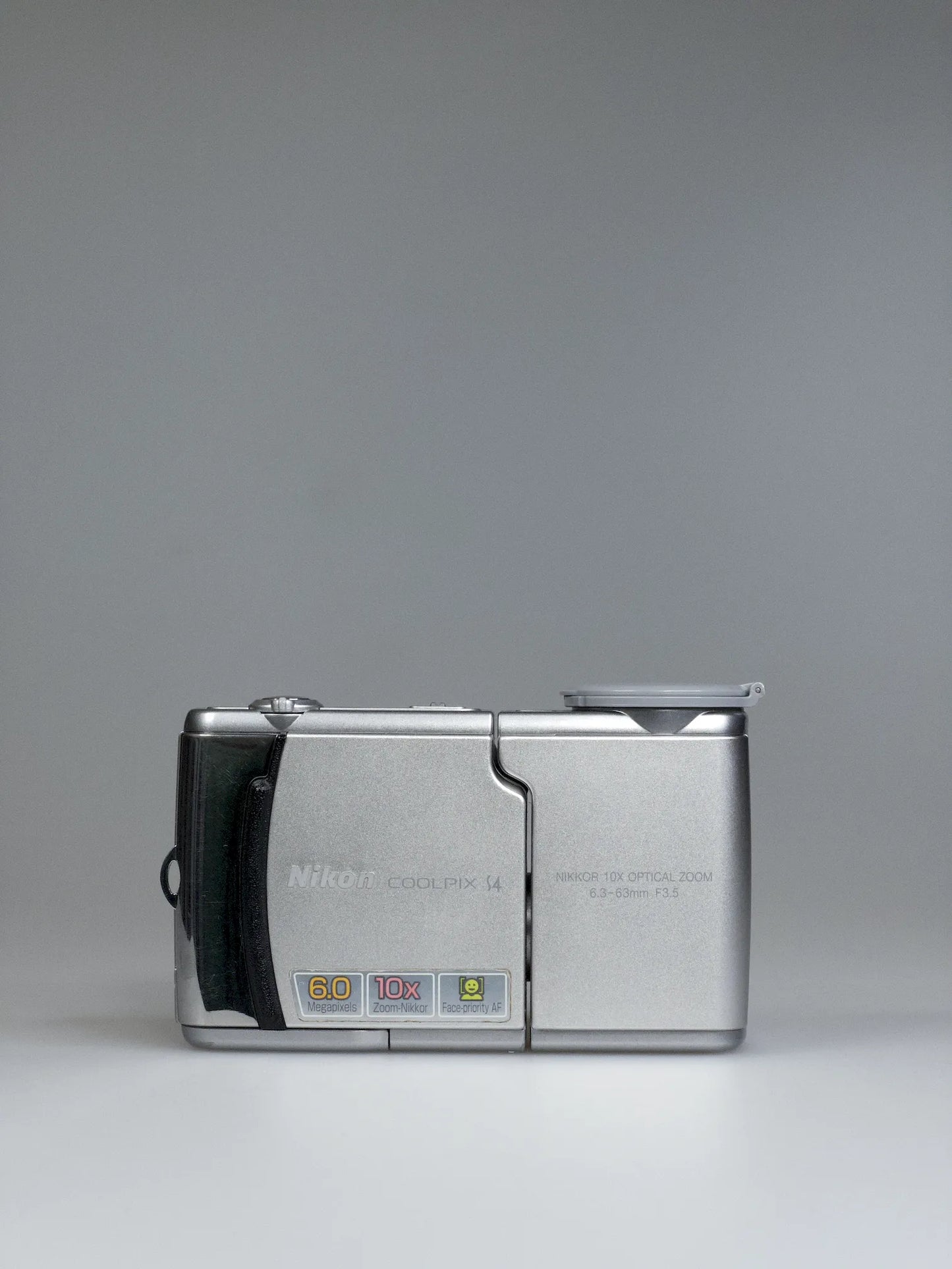 Nikon Coolpix S4