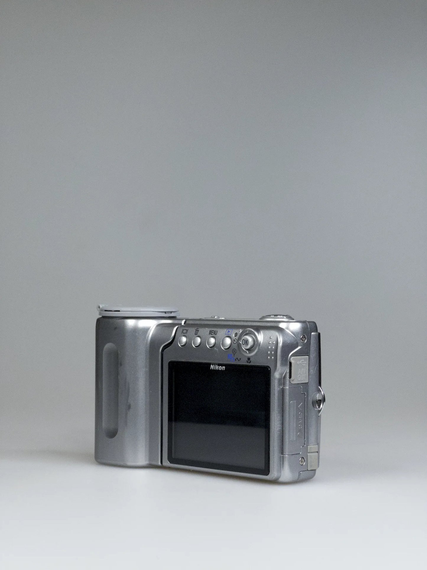 Nikon Coolpix S4