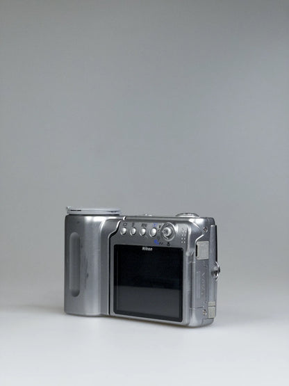 Nikon Coolpix S4