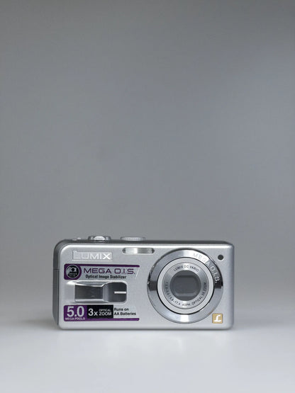 Panasonic Lumix DMC-LS2