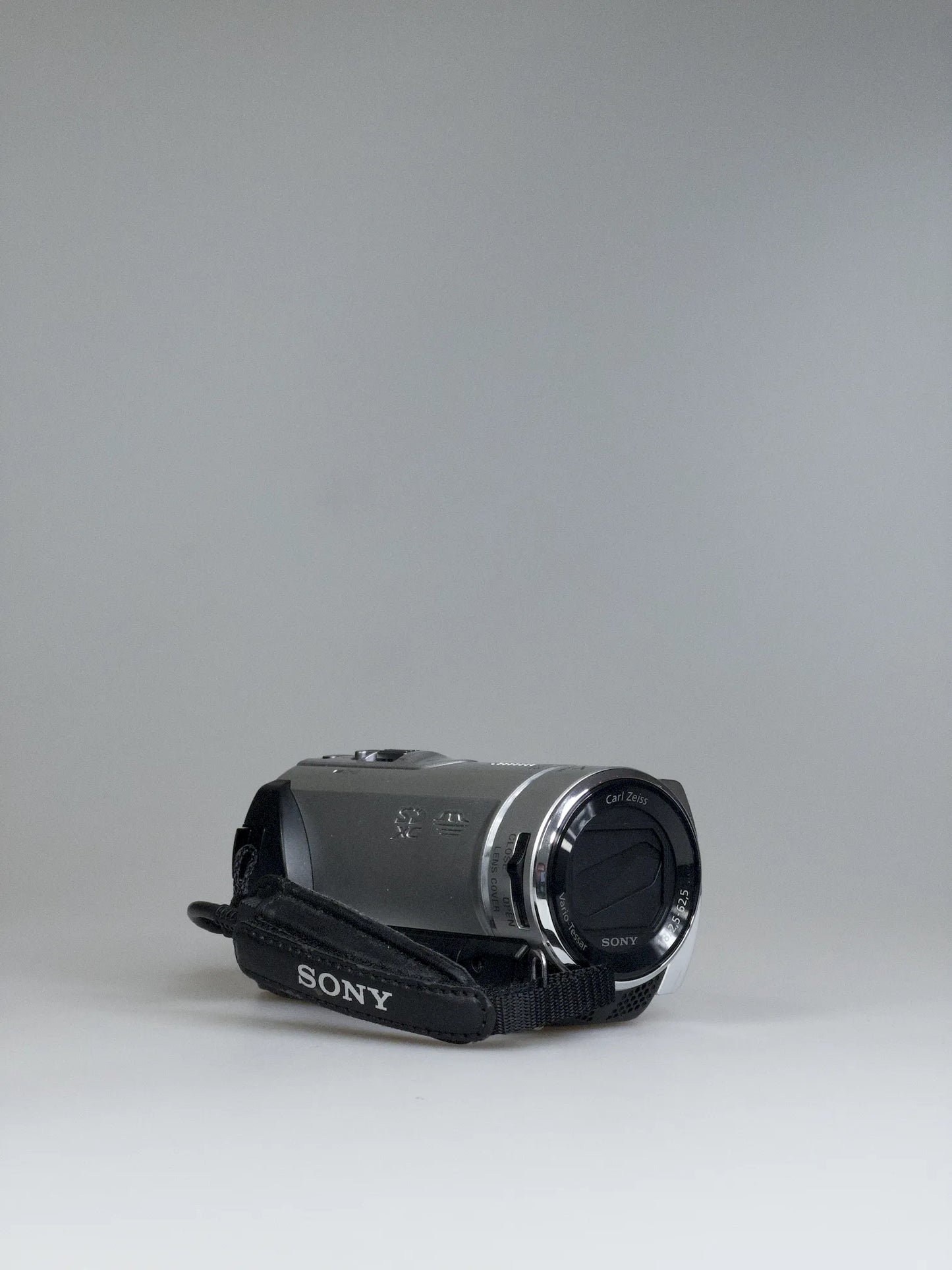 Sony Handycam HDR-CX200E