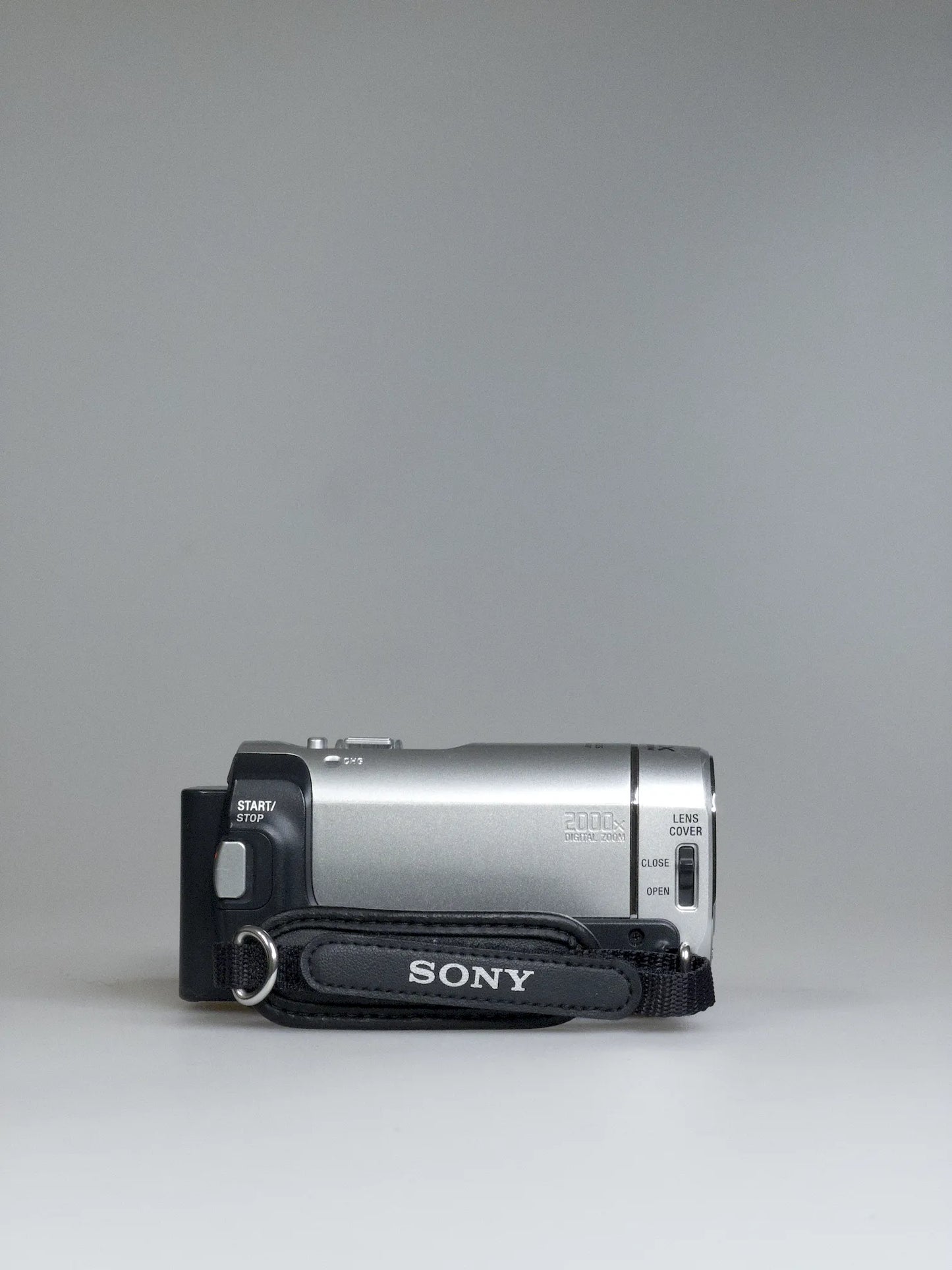Sony Handycam DCR-SR30E