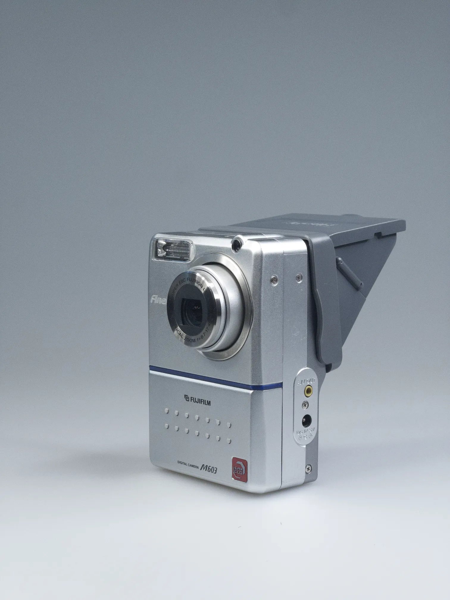 Fujifilm FinePix M603 Y2K Digicam | 6MP CCD Compact Fujifilm FinePix M603 Y2K Digicam | 6MP CCD Compact